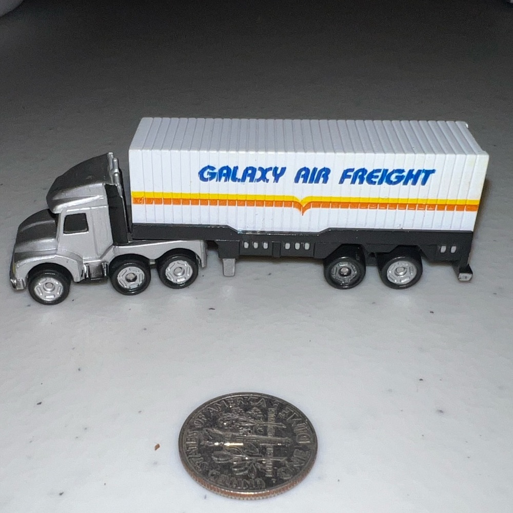 VINTAGE!  Micro Machines-Galaxy Air Freight Semi Tractor Trailor